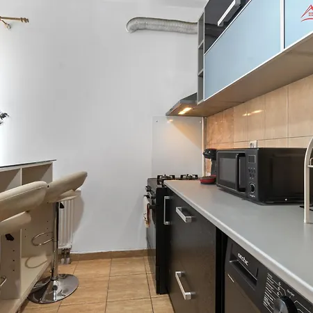 Dreamhouse Titan - Rasarit De Soare * Bukarest