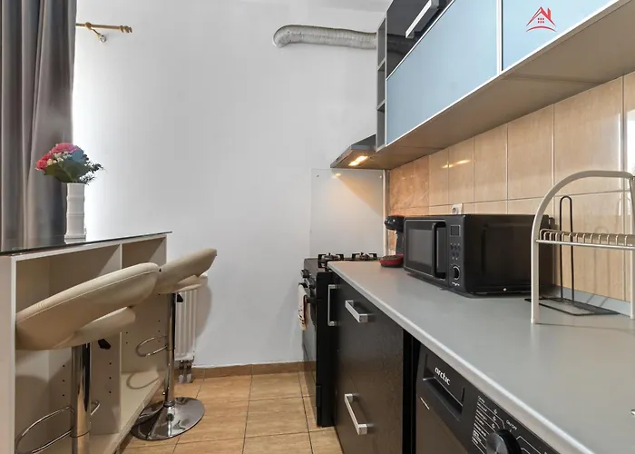 Dreamhouse Titan - Rasarit De Soare * Bucureşti